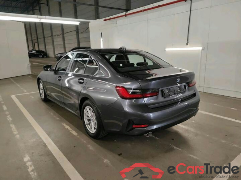 BMW 3 Reeks Berline 3 Reeks Berline 318dA (100 kW) 100kW/136pk  4D/P Auto-8 #3