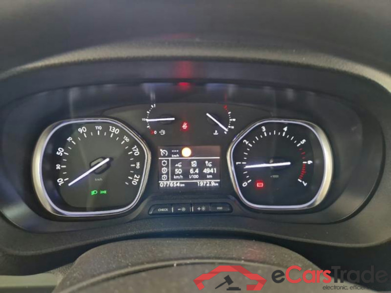 PEUGEOT EXPERT / 2016 / 4P / FURGONE 2.0 BLUEHDI 120 PREMIUM COMPACT #4