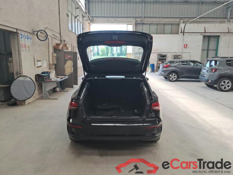 AUDI A3 / 2020 / 5P / BERLINA 40 TFSI E S TRONIC BUSINESS S.BACK #5