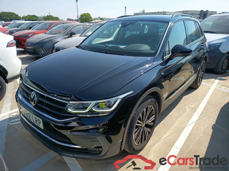 VOLKSWAGEN Tiguan / 2020 / 5P / todoterreno Life 2.0 TDI 110kW (150CV) DSG