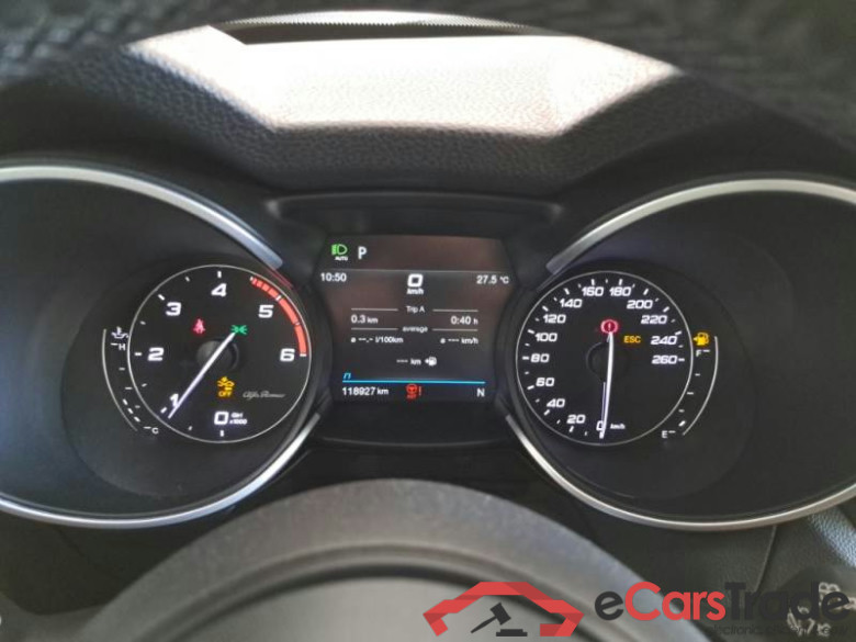 ALFA ROMEO STELVIO / 2017 / 5P / SUV 2.2 TD 190 CV SUPER BUSINESS AT8 Q4 #4