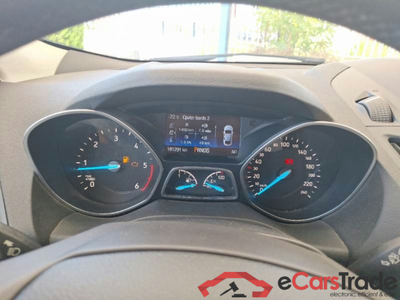 FORD KUGA / 2016 / 5P / SUV 2.0 TDCI 120CV PSHIFT SeS 2WD BUSINESS #4