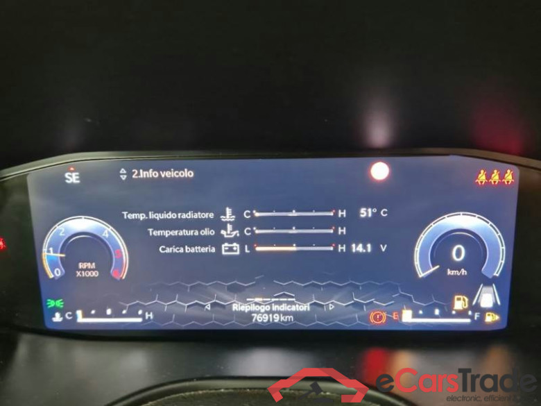 JEEP COMPASS / 2021 / 5P / SUV 1.6 MJET II 96KW LIMITED #4