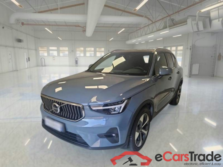 VOLVO XC40 / 2021 / 5P / SUV B4 AWD AUTOMATICO ULTIMATE BRIGHT