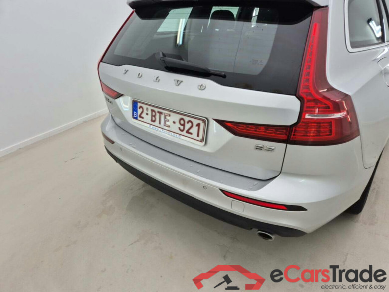 VOLVO V60 2.0 B3 MOMENTUM PRO #6