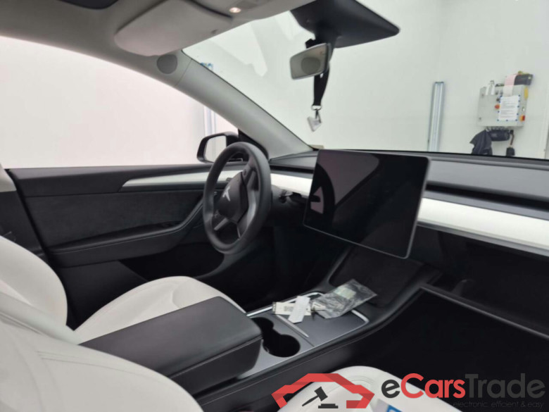 Tesla Model Y PerformanceAWD 75kWh #3
