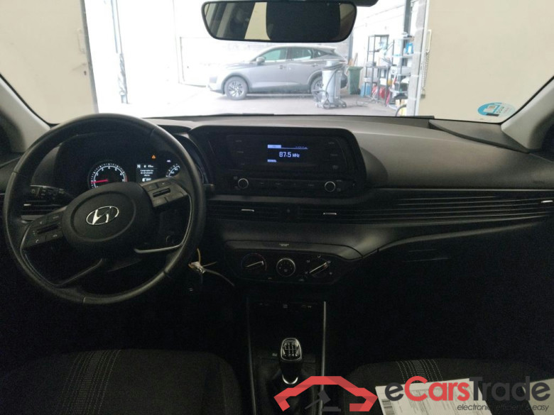 HYUNDAI i20 / 2020 / 5P / berlina con portón 1.0 TGDI 74kW (100CV) 48V Essence #3