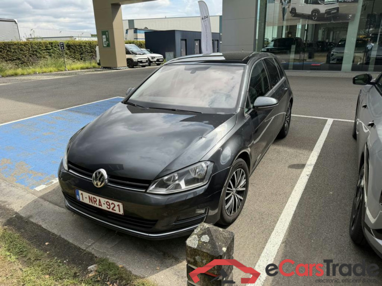 VOLKSWAGEN Golf VII Golf Comfortline 1.2 TSI BlueMotion Technology 81 kW (110 pk) 6 versnellingen manueel #1