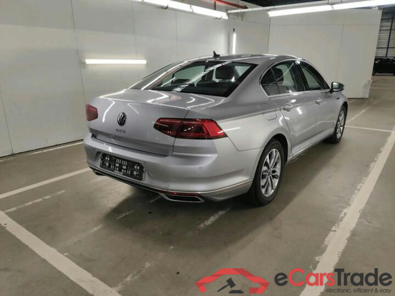Volkswagen Passat Passat 1.4 TSI GTE Business DSG (PHEV) 160kW/218pk  4D/P Auto-6 #4