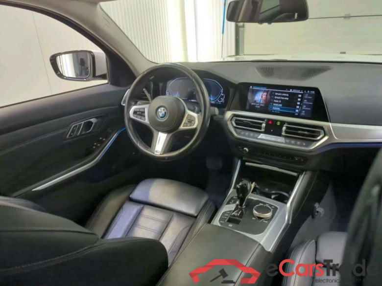 BMW 3-serie 320e Bns Ed. Pl. #3
