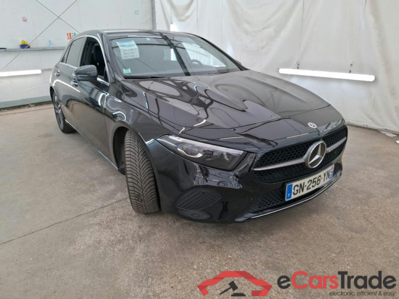 MERCEDES-BENZ Classe A Compact / 2022 / 5P / Berline A 200 Business Line 7G-DCT #4