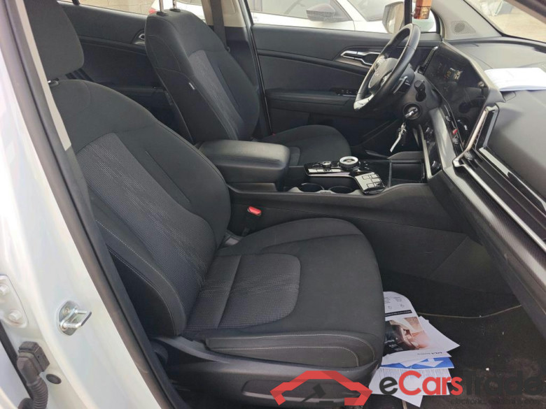 KIA Sportage / 2022 / 5P / todoterreno 1.6 T-GDi HEV 171kW (230CV) Drive 4X2 #6