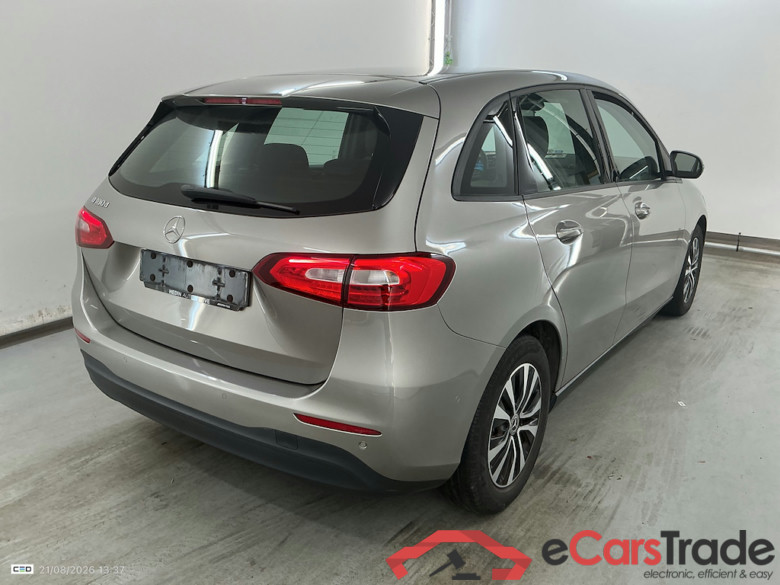 Mercedes B 180d Aut. Widescreen Navi 1/2 Leather KeylessGo Camera Klima PDC ... #3