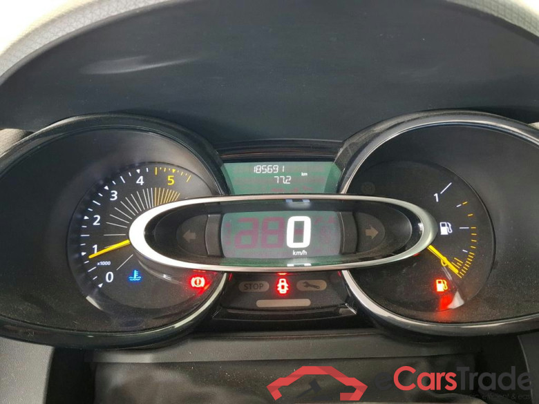 Clio IV Air 1.5 dCi 75CV BVM5 E6 #6