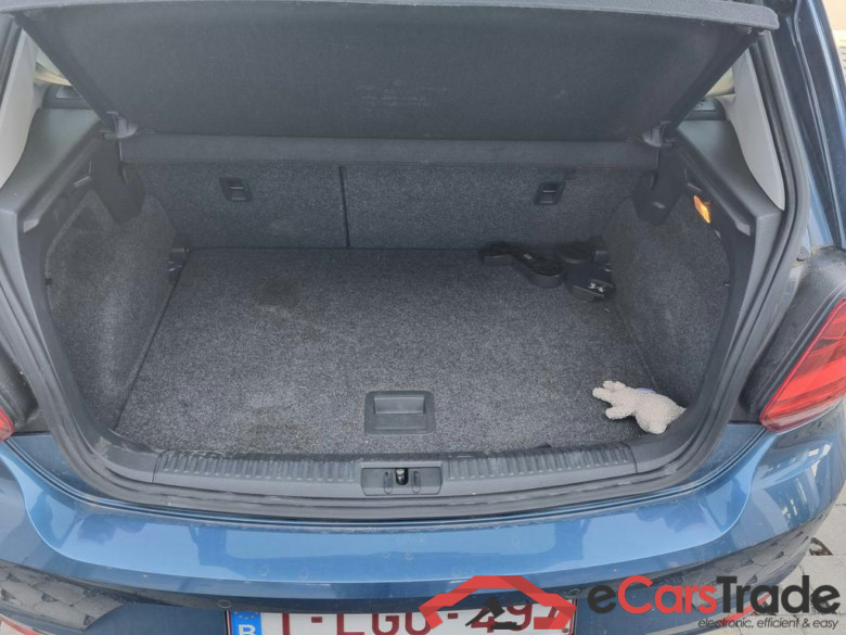 VOLKSWAGEN Polo Polo Comfortline 1.2 TSI BlueMotion Technology 66 kW (90 ch) 7 vitesses DSG #5