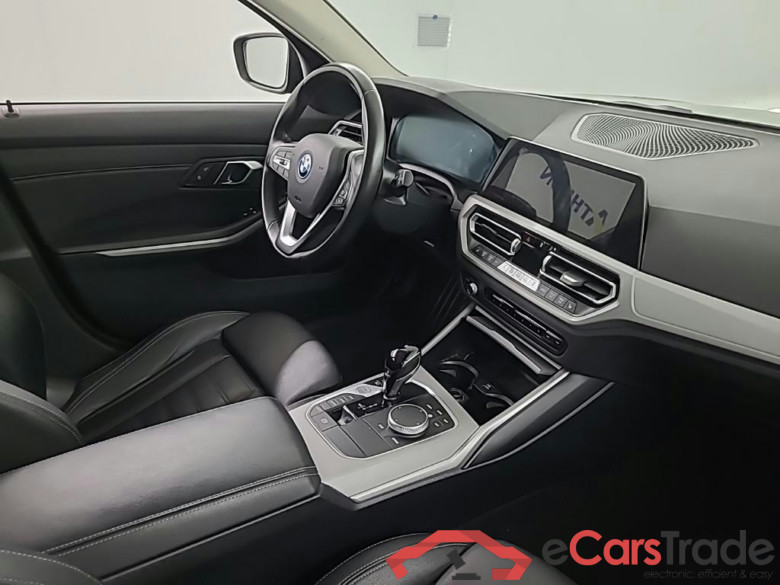 BMW 3-serie Touring 320e Business Edition Plus 5D 150kW #6