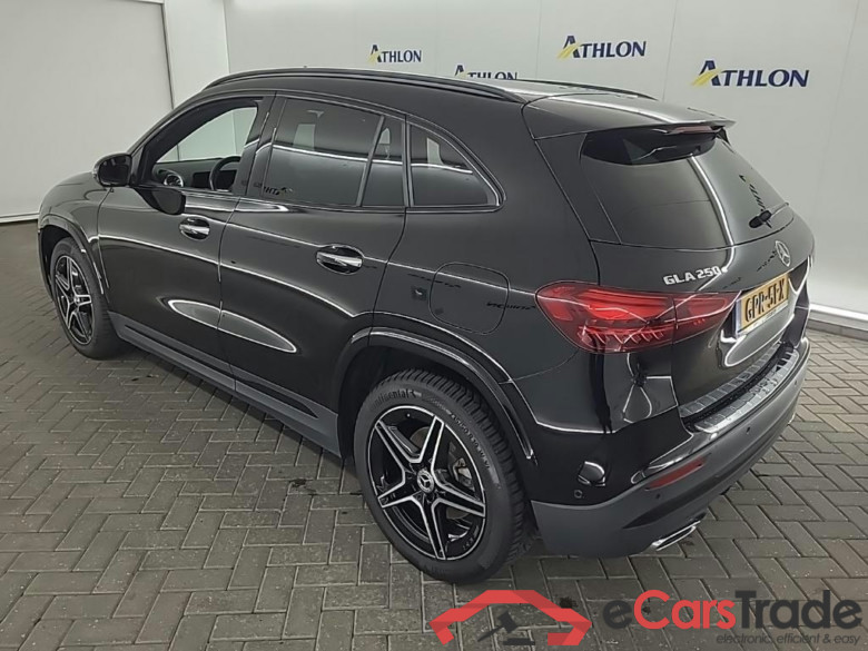 MERCEDES-BENZ GLA GLA 250 e DCT Star Edition AMG Line 5D 160kW #4