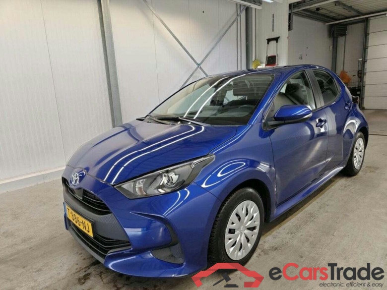 TOYOTA Yaris 1.5 Hyb. Active #1