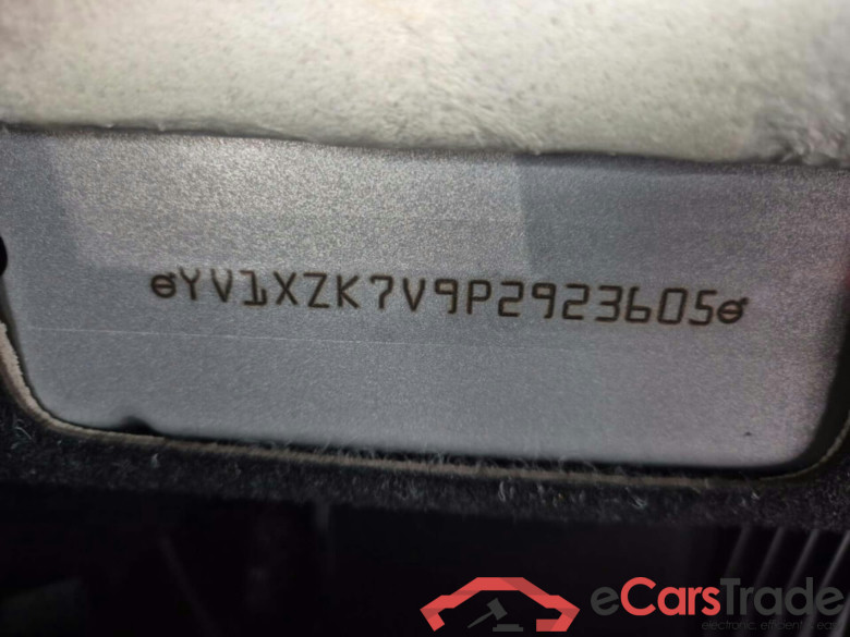 VOLVO XC40 B3 MILD HYBRID CORE #5