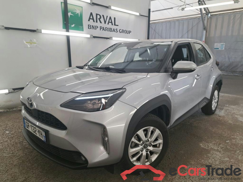 TOYOTA Yaris Cross Hybride / 2021 / 5P / SUV 1.5 HYBRID 116H DYNAMIC BUSINESS BEY AWD