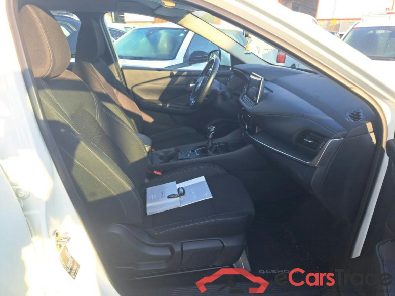NISSAN QASHQAI / 2021 / 5P / todoterreno DIG-T 103kW (140CV) mHEV 4x2 Acenta #6