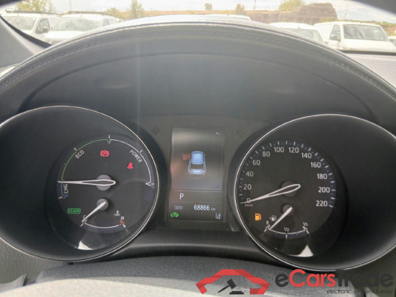 TOYOTA C-HR / 2019 / 5P / todoterreno 2.0 180H Advance #4