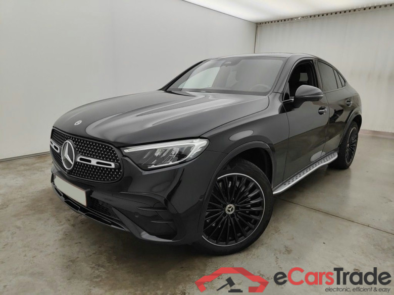 Mercedes GLC 300e Coupe Plug-In Hybrid AMG 4Matic Aut. Pano LED Widescreen ACC Navi Sport-Leather KeylessGo Camera 360 Klima PDC ... #1