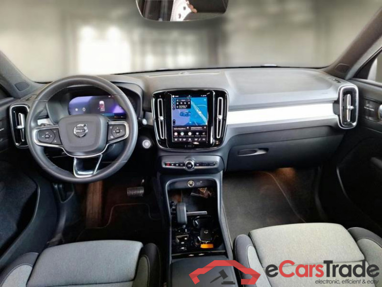 VOLVO XC40 / 2021 / 5P / SUV B3 AUTOMATICO PLUS BRIGHT #3