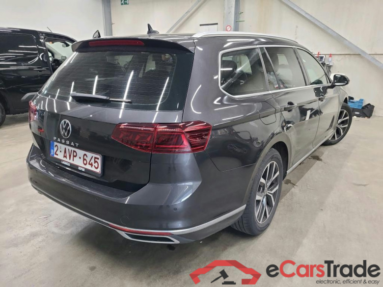 VOLKSWAGEN - VW  PASSAT VARIANT TSI 150PK DSG7 Elegance Business With Nappa Leather & 14 Way Ergo Driver Seat & Winter Pack & Nav Discover Pro & Matrix Led & Area View & Easy Opne * PETROL * #2