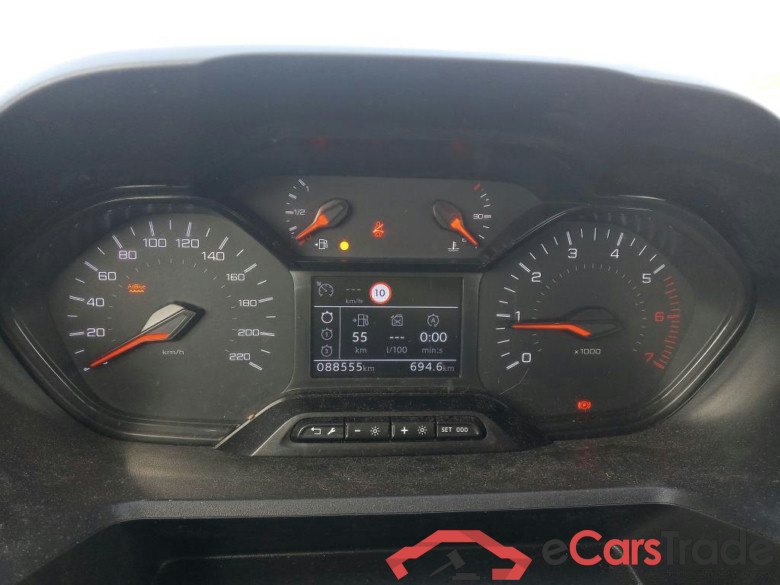 PEUGEOT Rifter / 2018 / 4P / combi Active Standard BlueHDi 73kW (IND) (CX2) #4