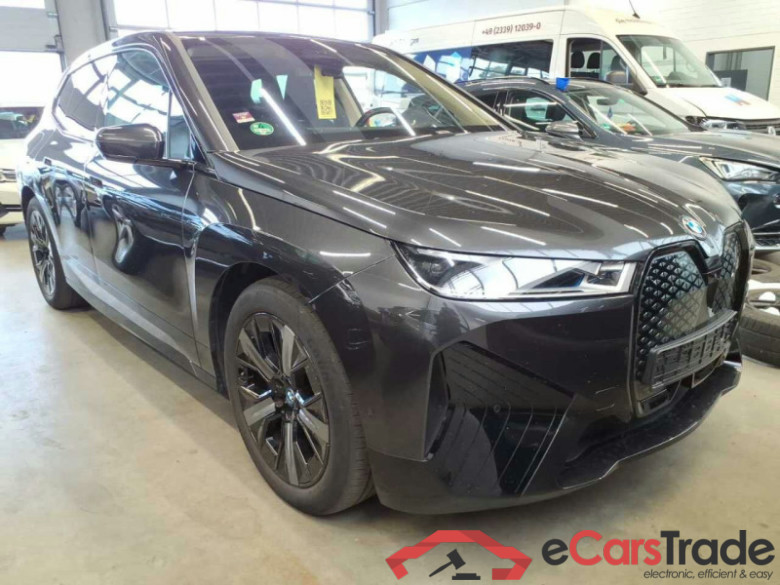 BMW iX  #2