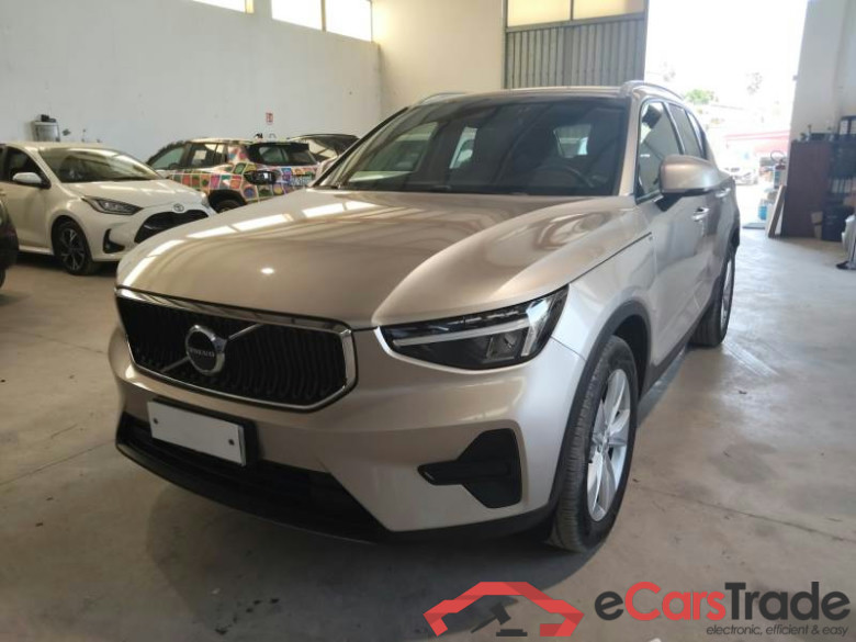 VOLVO XC40 / 2021 / 5P / FUORISTRADA T2 AUTOMATICO CORE N1 #1