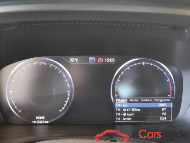 VOLVO XC40 / 2021 / 5P / FUORISTRADA T2 AUTOMATICO CORE N1 #4