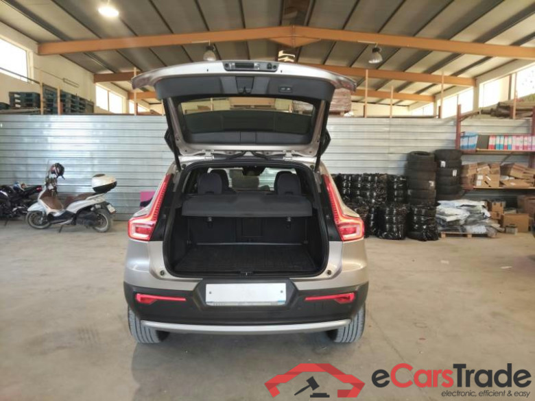 VOLVO XC40 / 2021 / 5P / FUORISTRADA T2 AUTOMATICO CORE N1 #5