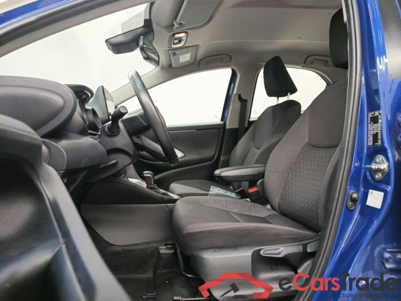 Toyota Yaris 1.5 VVT-i Hybrid Iconic e-CVT 5d #3
