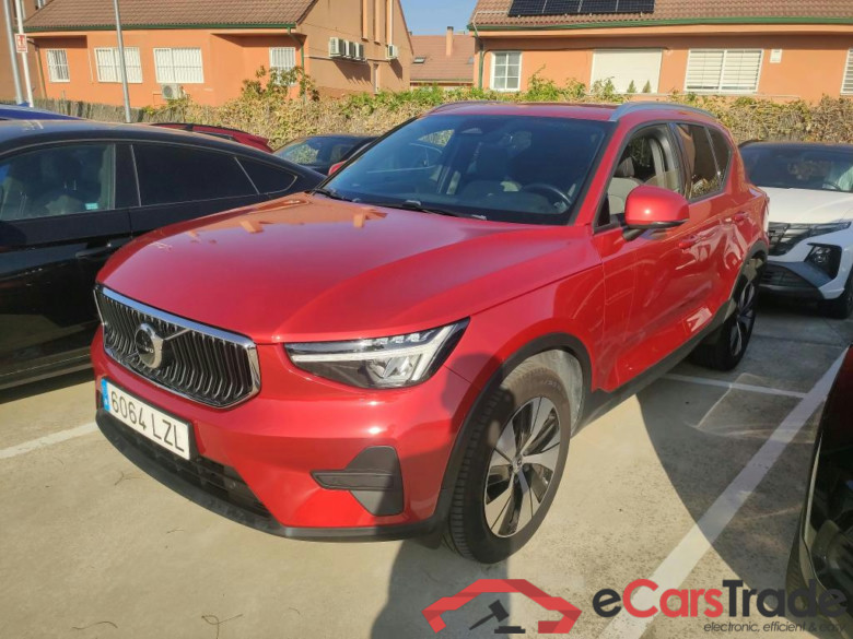 VOLVO XC40 / 2021 / 5P / todoterreno 2.0 B3 G Core Auto #1