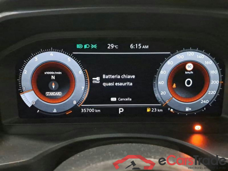 NISSAN QASHQAI / 2021 / 5P / CROSSOVER 1.3 MHEV 158 TEKNA+ 4WD XTRONIC #4