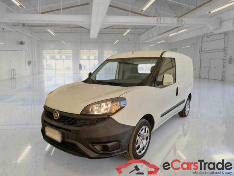 FIAT DOBLÒ CARGO / 2014 / 4P / VETT. FURGONATA 1.4 BZ 95CV SX EURO 6