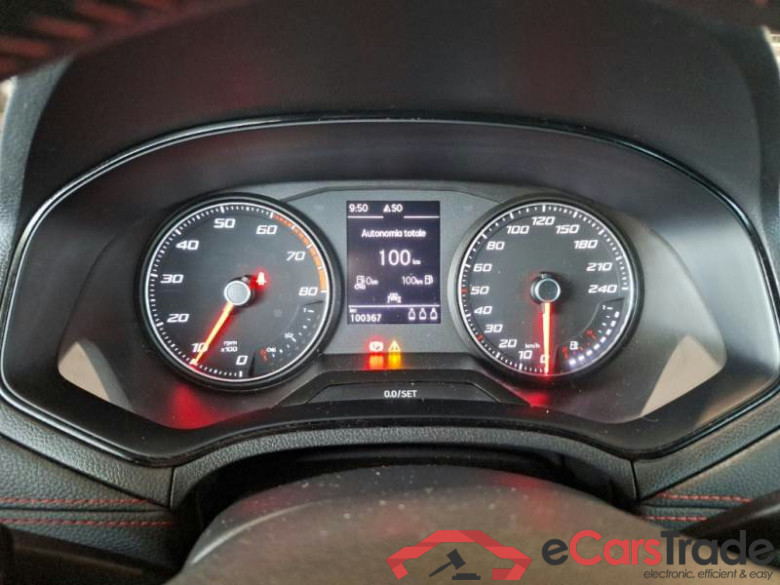 SEAT ARONA / 2017 / 5P / CROSSOVER 1.0 TGI 66KW FR #4