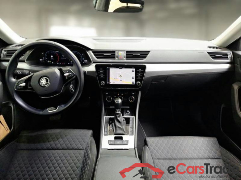 SKODA SUPERB WAGON / 2019 / 5P / STATION WAGON 2.0 TDI EVO 110KW EXECUTIVE DSG #3