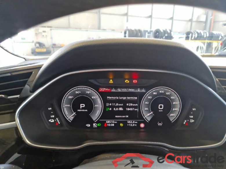 AUDI Q3 SPORTBACK / 2019 / 5P / SUV 45 TFSI E S TRONIC S LINE EDITION #4