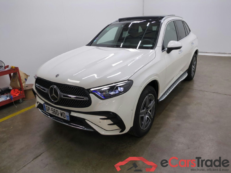 MERCEDES-BENZ GLC / 2022 / 5P / SUV GLC 300 e AMG Line 4MATIC