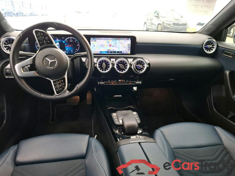 MERCEDES-BENZ Classe A Berline / 2018 / 4P / Berline A 200 d Business Line 8G-DCT #5