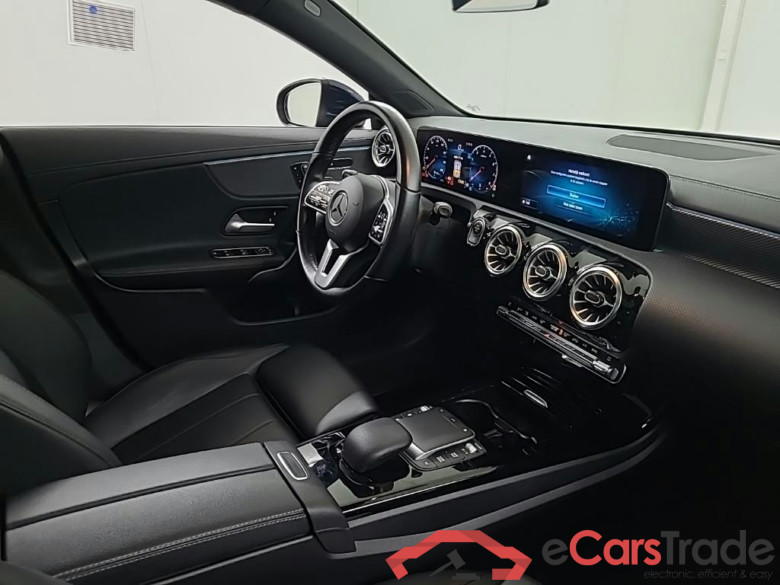 MERCEDES-BENZ CLA CLA 180 DCT Bus. Solution Luxury 4D 100kW #6