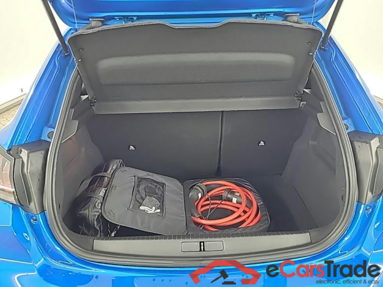 PEUGEOT e-208 Active 50kWh 136 5D #5