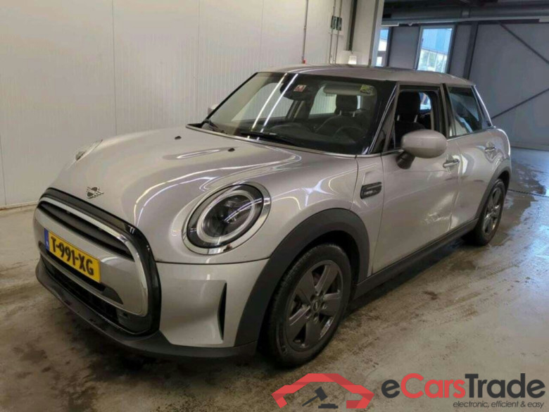 Mini 5-deurs 1.5 Cooper Classic #1