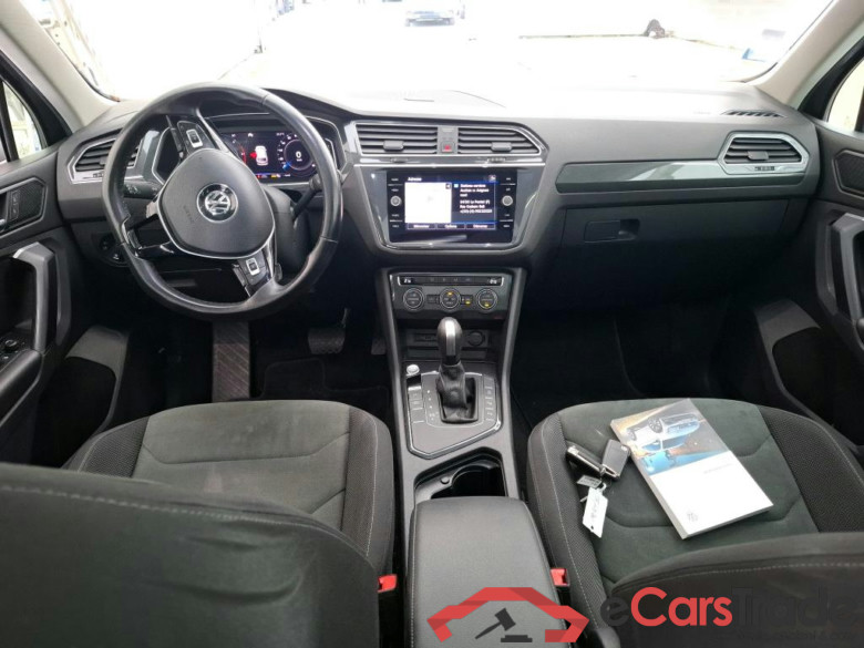 VOLKSWAGEN Tiguan / 2016 / 5P / SUV 2.0 TDI 150 DSG7 Carat #5