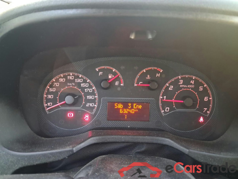 FIAT Fiorino / 2016 / 3P / furgón derivado de turismo Cargo Base 1.3 Mjet 59kW (80CV) E6 #4