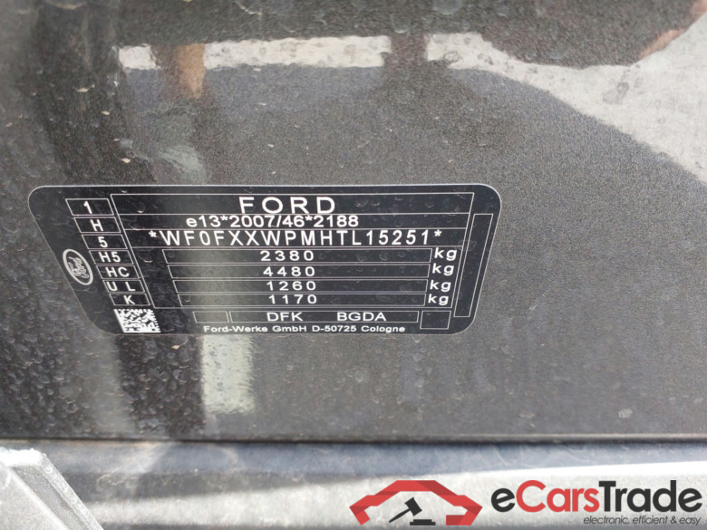 FORD KUGA 2.5 PP A 2.5 PHEV 243cv Automático ST Line X (Pano-Roof + Winterpack) #5