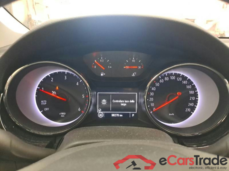 OPEL ASTRA / 2019 / 5P / BERLINA 1.5 CDTI BUSINESS ELEGANCE 122CV SeS AT9 #4